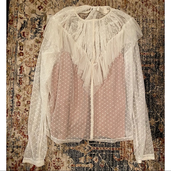 The Jetset Diaries Tops - The Jetset Diaries Sz M Mesh Lace Blouse EUC